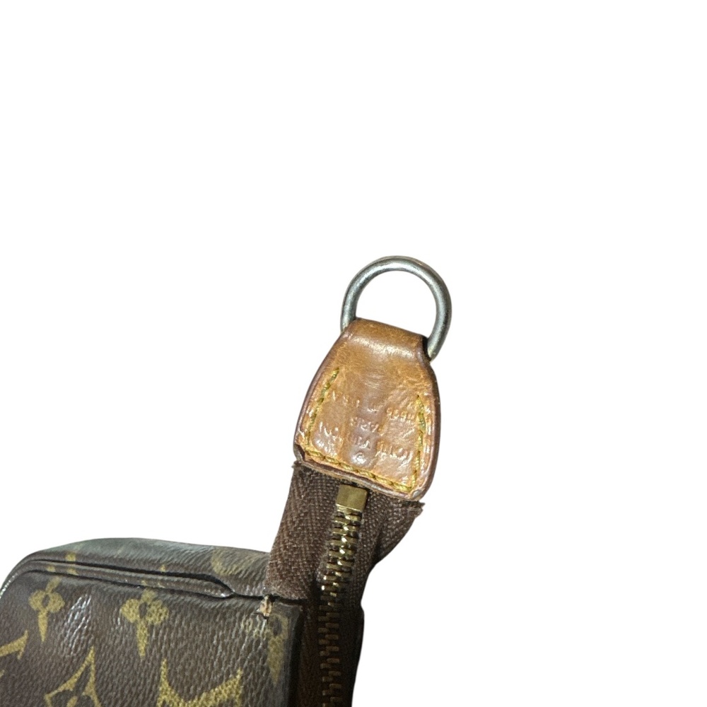 Louis Vuitton Brown Monogram Pouch Clutch Bag - Picture 9 of 15